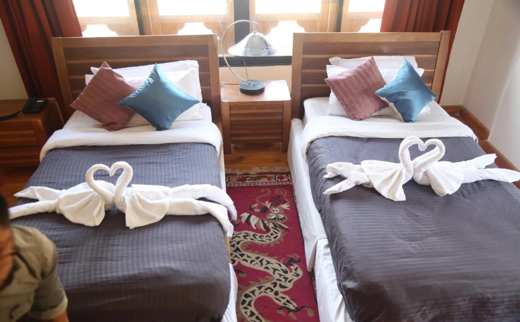 Hotel Golden Roots