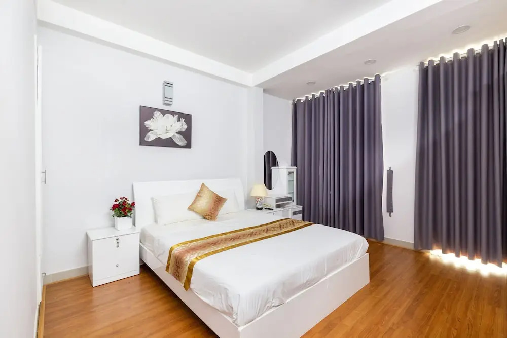 White Diamond PN Hotel