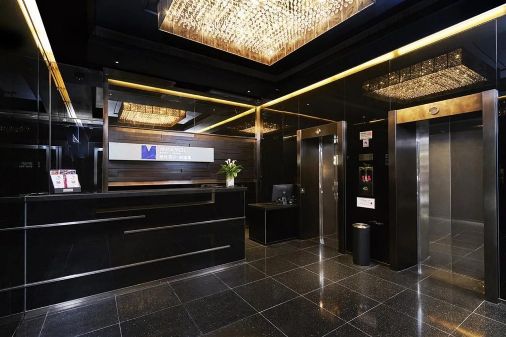 J Link Hotel