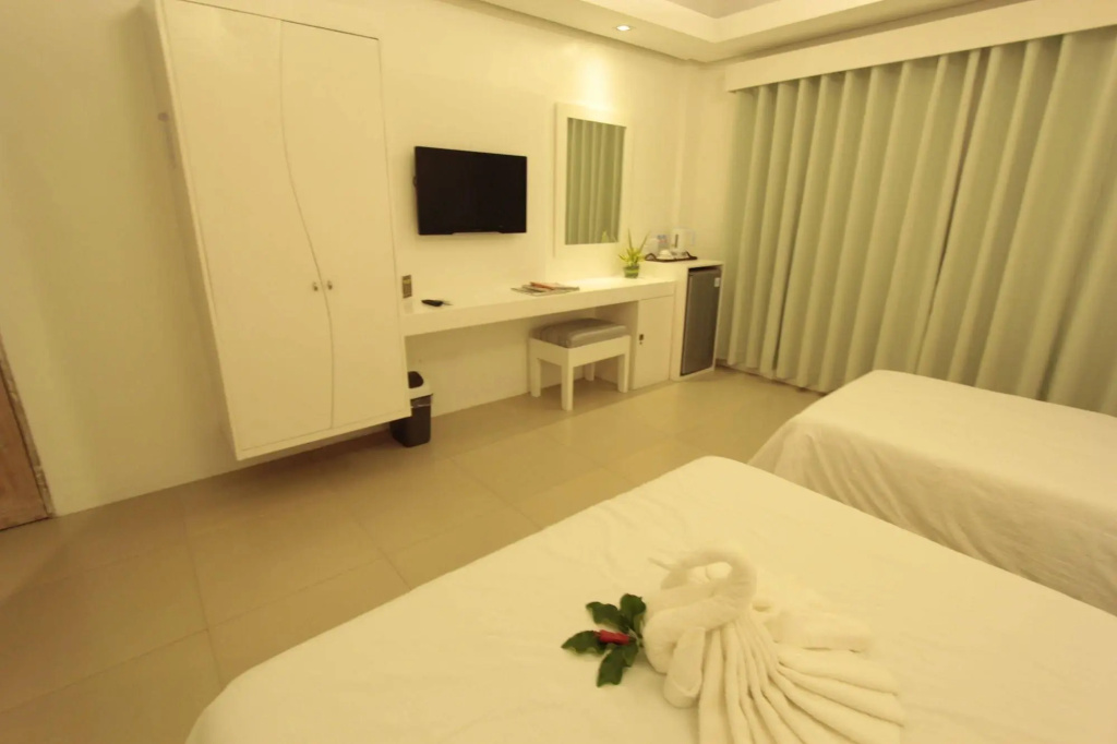 Casa Pilar Beach Resort
