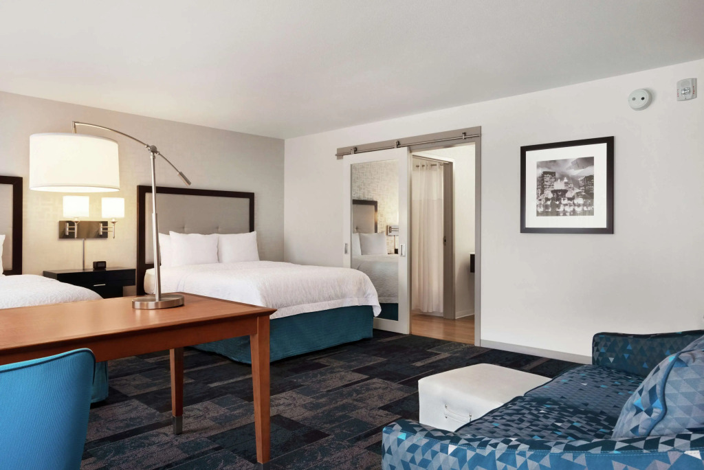 Hampton Inn & Suites Rosemont Chicago OHare