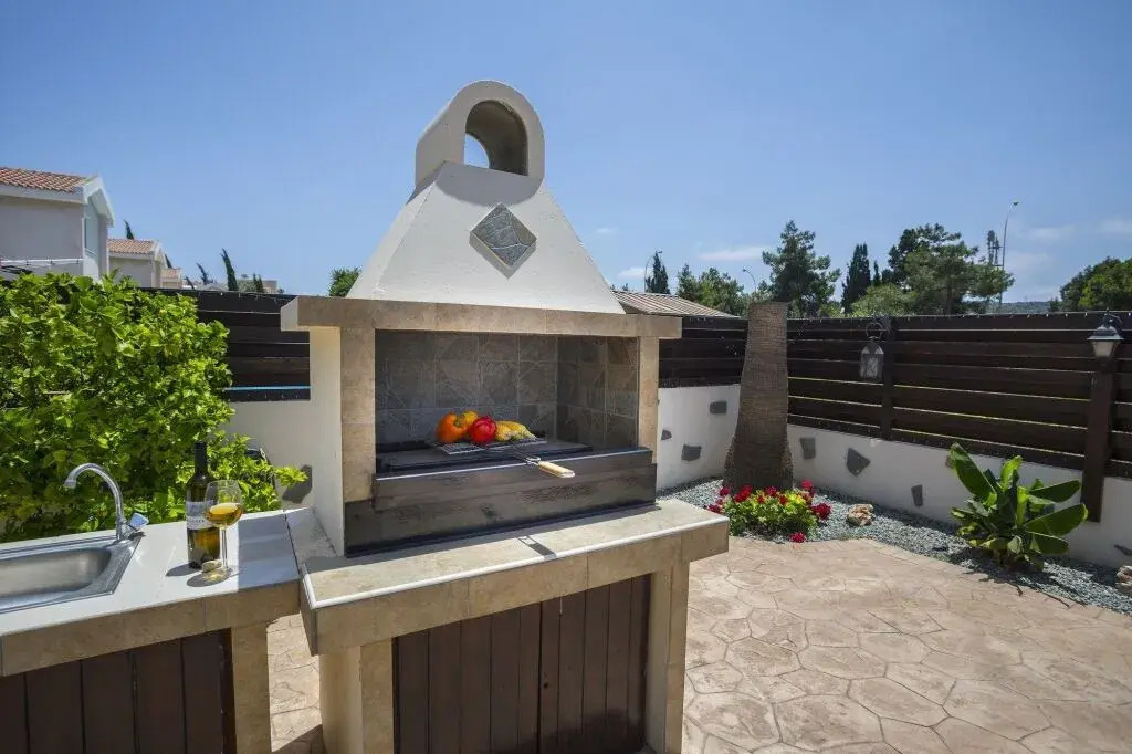 2 BR Villa Elessa - CHG 8923