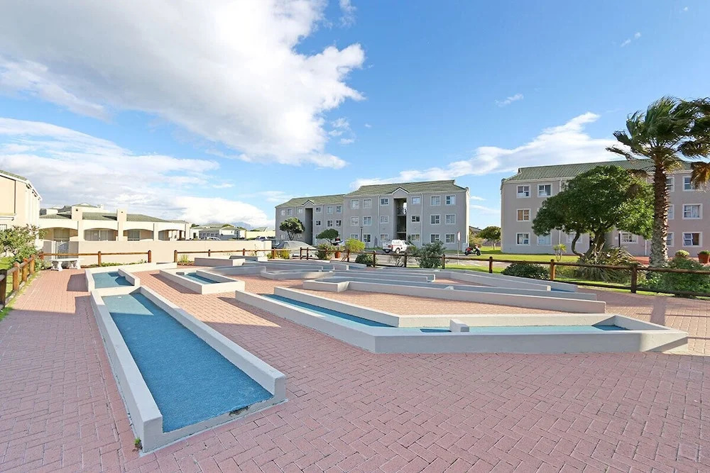 Big Bay Beach Club 122