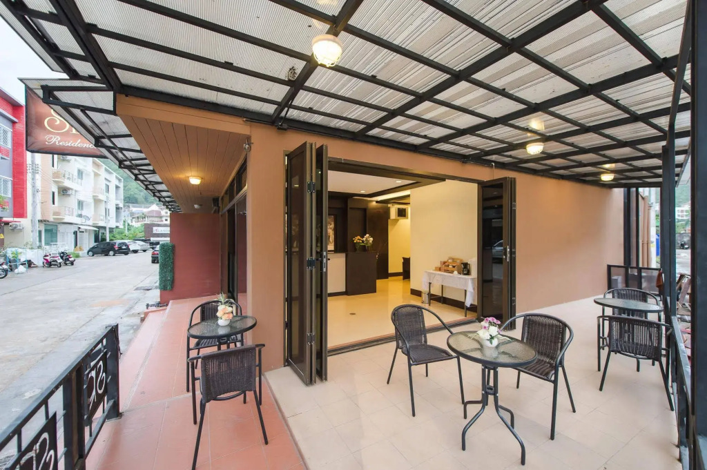 The SR Residence