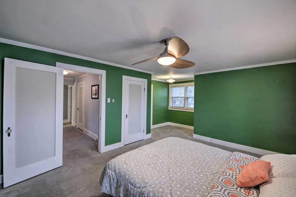 Historic Noblesville Home: Walk to Downtown Shops!