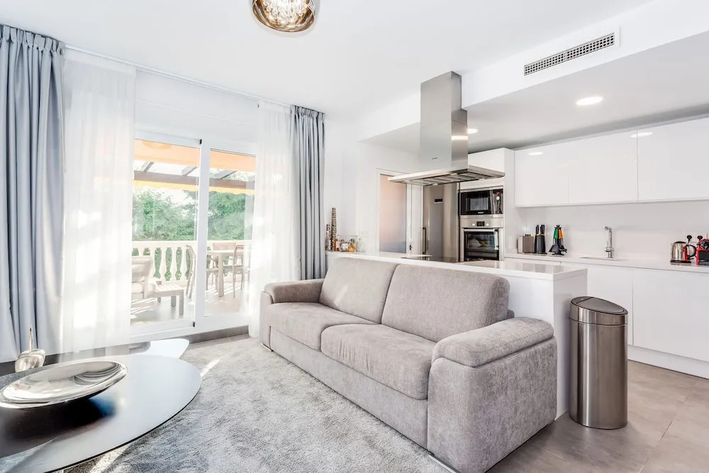 by RIVA - Elegant, Contemporary 2 Bedroom Apartment in Dama de Noche Puerto Banus