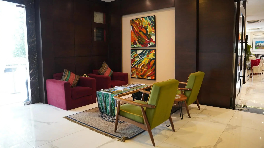 Serapi Hotel