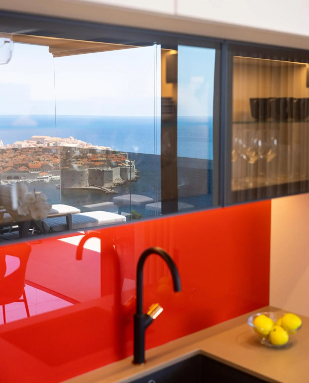 New & Luxury 5* with Breathtaking View- Kiki Lu Apartment
