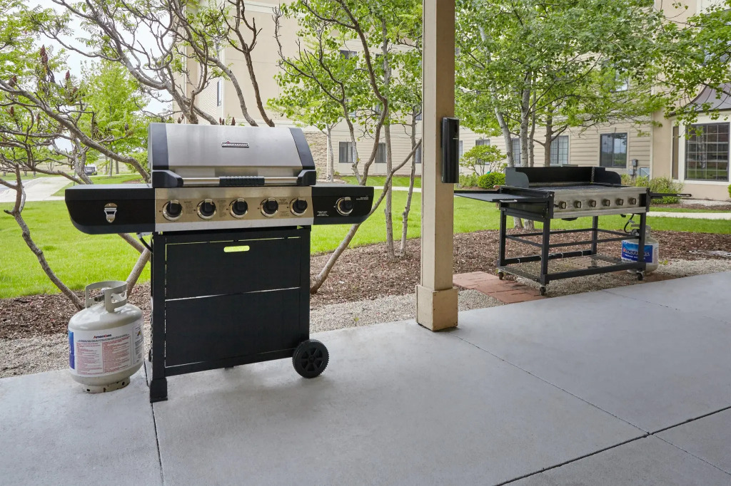 Staybridge Suites Glenview by IHG