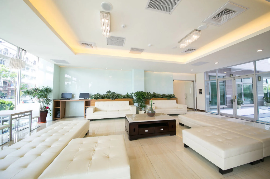 Sunseed International Villa Hotel