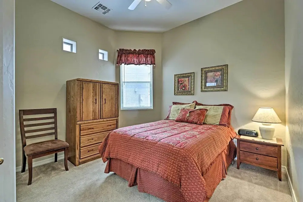 Golf Course View & Pool Access: Gold Canyon Gem