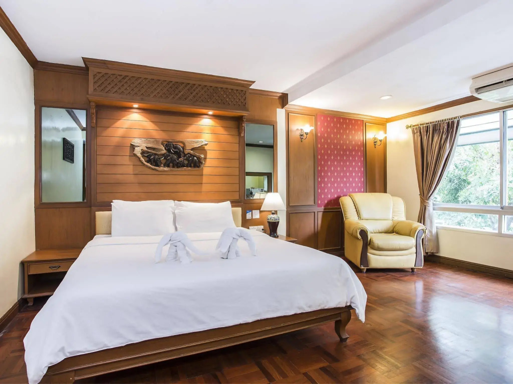 Royal Ivory Sukhumvit Nana