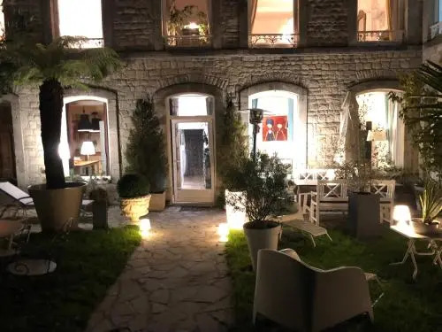 La Closerie DAzelie