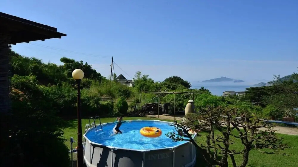 Geoje Birds Hill Pension