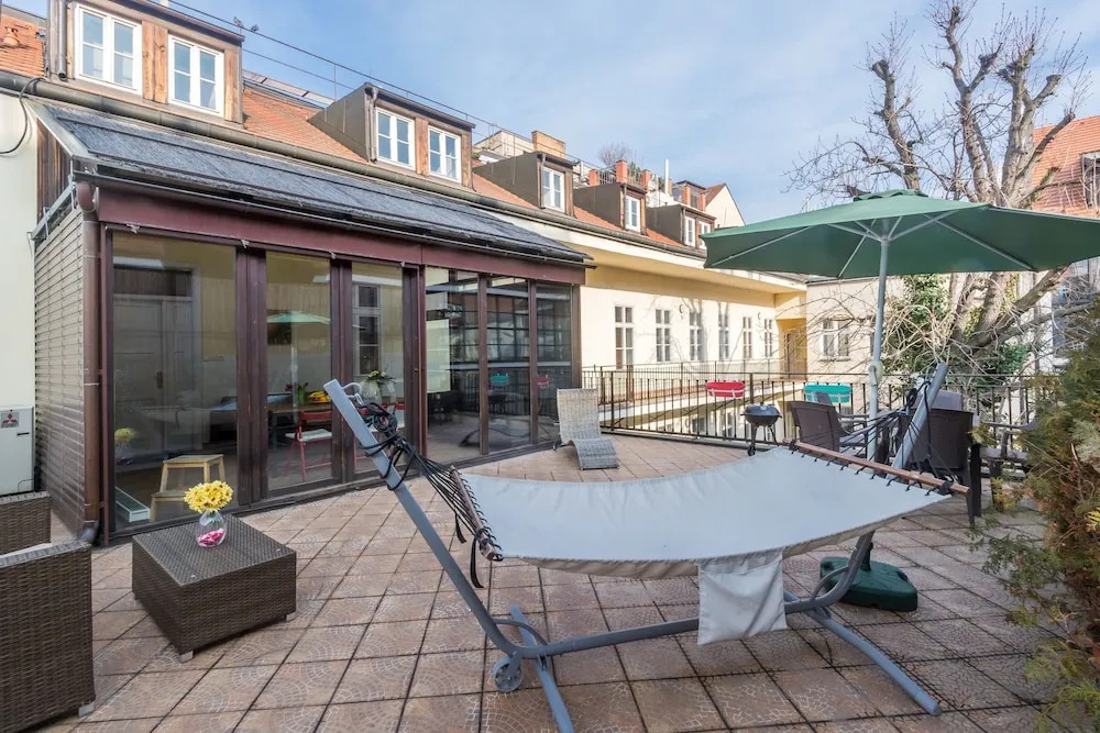 Spacious Apartments in Heart of Prague