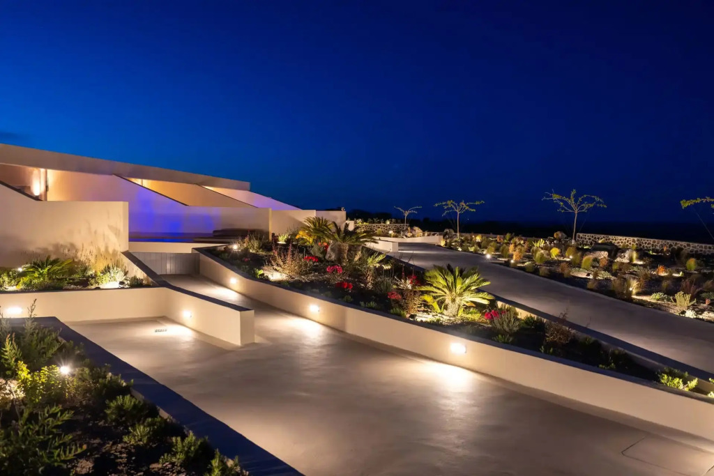 Illusion Suites