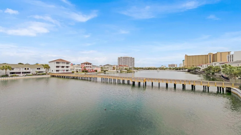 Southbay by the Gulf 60