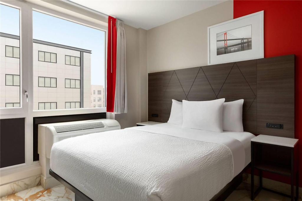 Ramada By Wyndham Brooklyn Empire Blvd