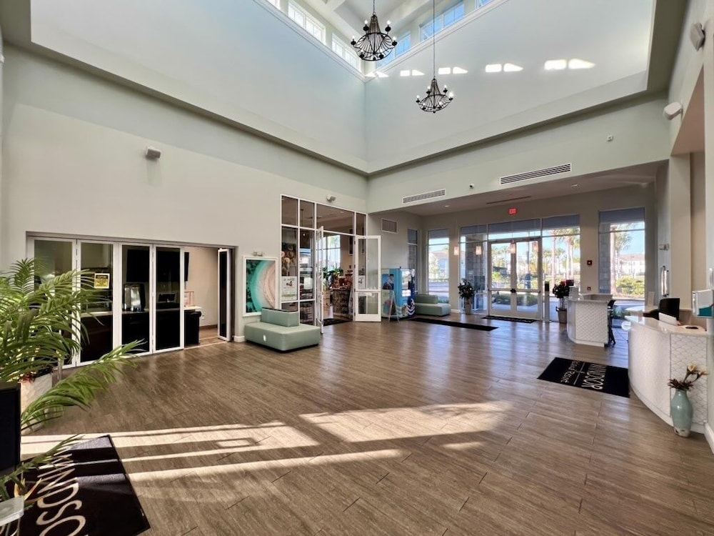 New Listing! Windsor Island-2166 8br · Disney 8 Bedroom Home