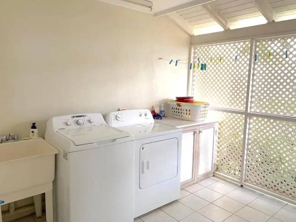 Bay View #7 - 3 bedroom, 3.5-bath waterfront townhouse in a gated community in Rodney Bay 3 Townhouse by RedAwning
