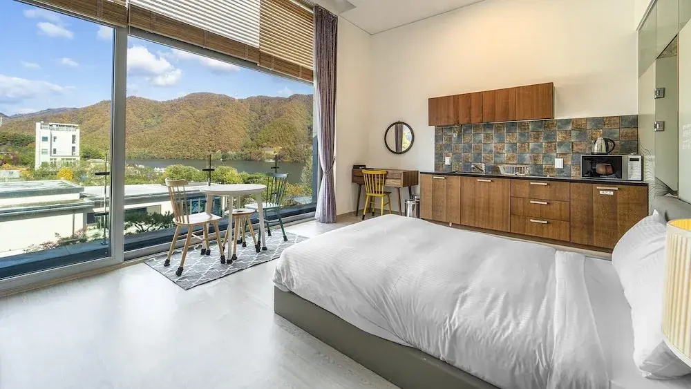 Gapyeong Ethrenresort Pension