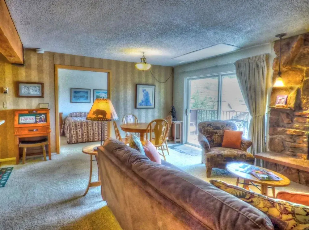 Lift Tickets Ski In Access & Hot Tub, Perfect For Couples