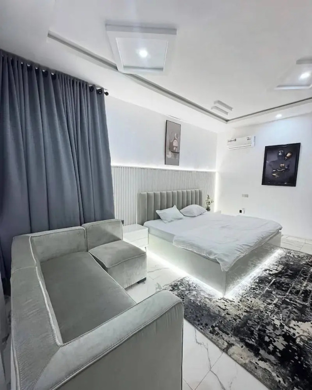 House 21 Hotel