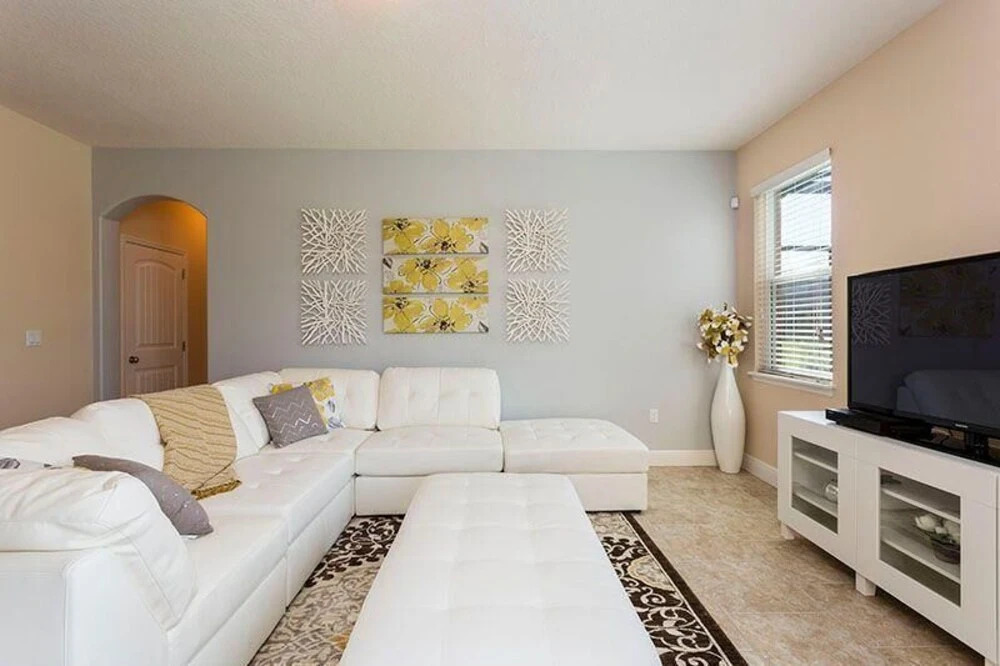 4221 Oakview Drive 6 Bedroom Home