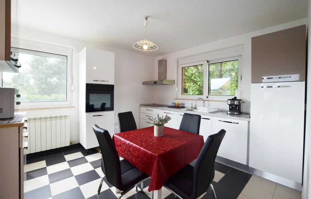 Beautiful Home in Rovinjsko Selo With Outdoor Swimming Pool, Wifi and 3 Bedrooms