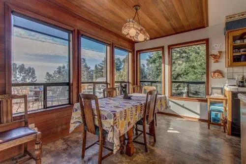 Ocean view home with Fireplace Hot Tub Deck