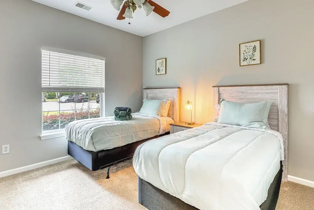 < 1 Mi to Legends Golf Resort: Condo w/ Pool!