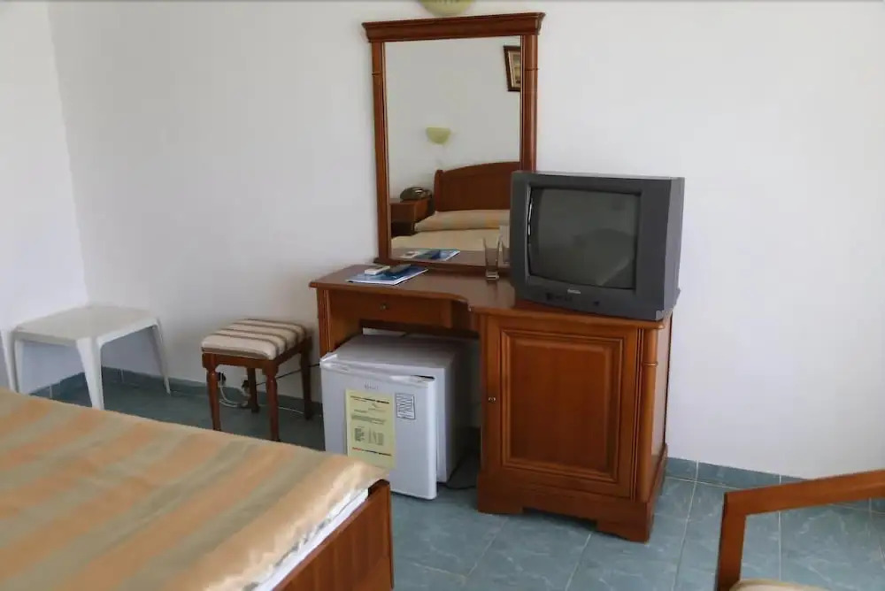 Sirilora Hotel