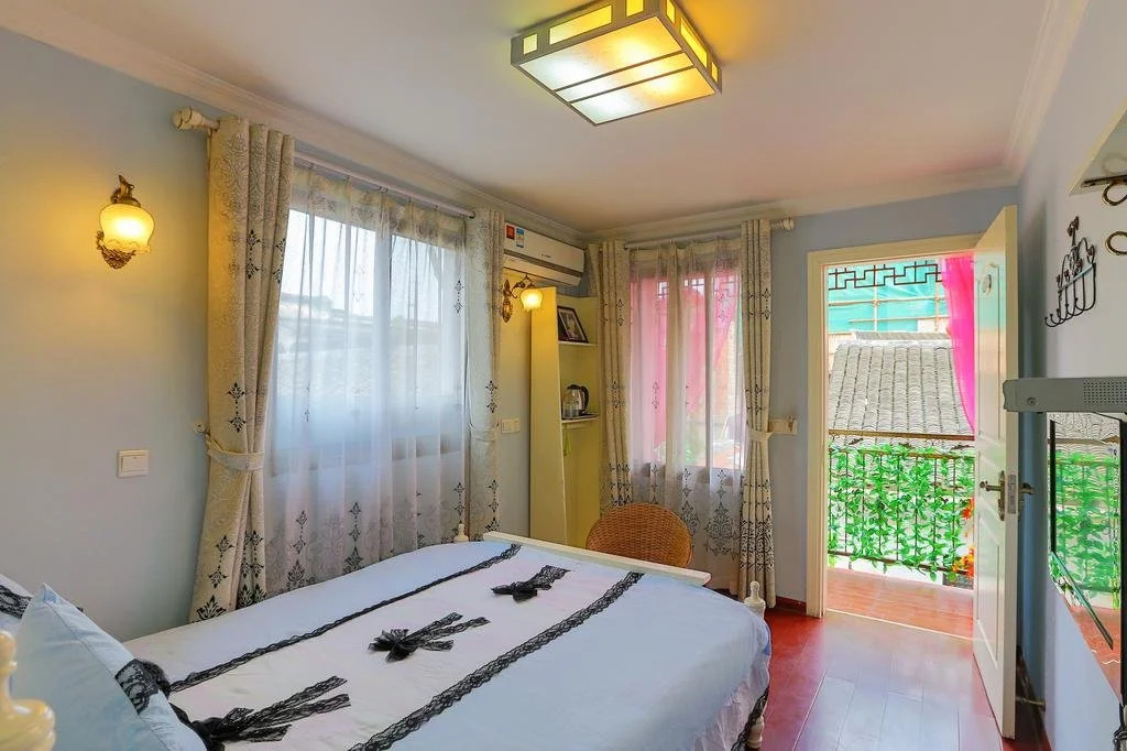 Ink Painting Impression Xitang Beautiful Garden Hostel
