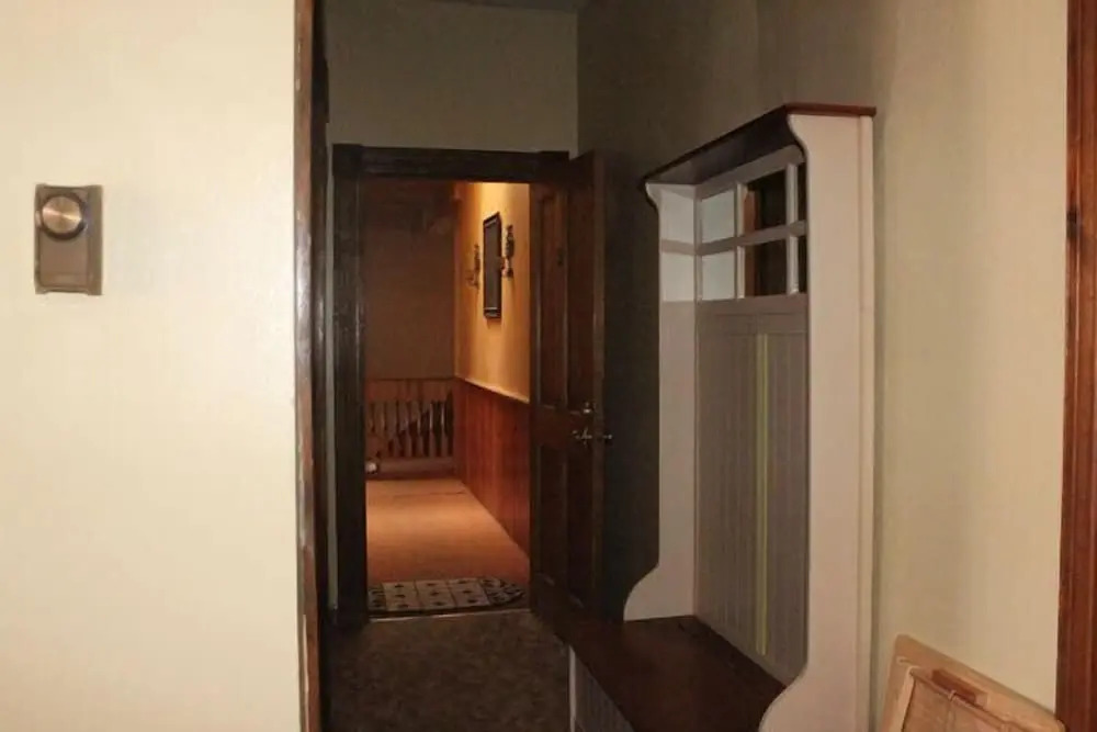 Smedley's Suites
