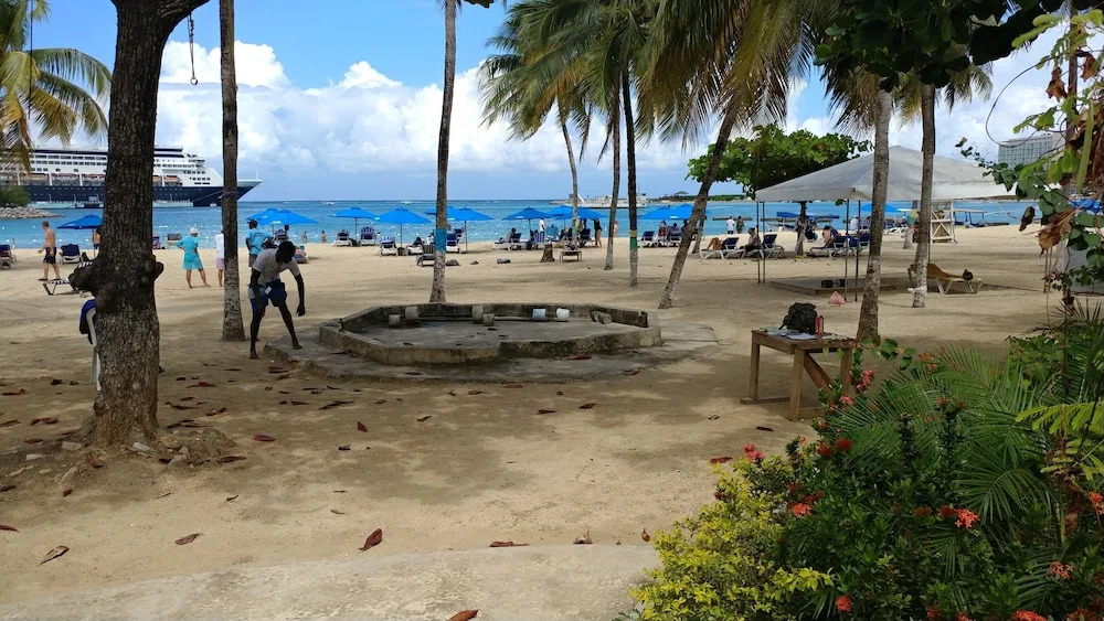 Sand Castles Holiday C9