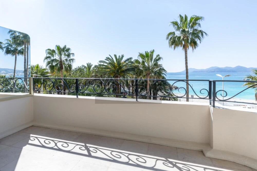 VANEAU Appartement avec vue mer incroyable