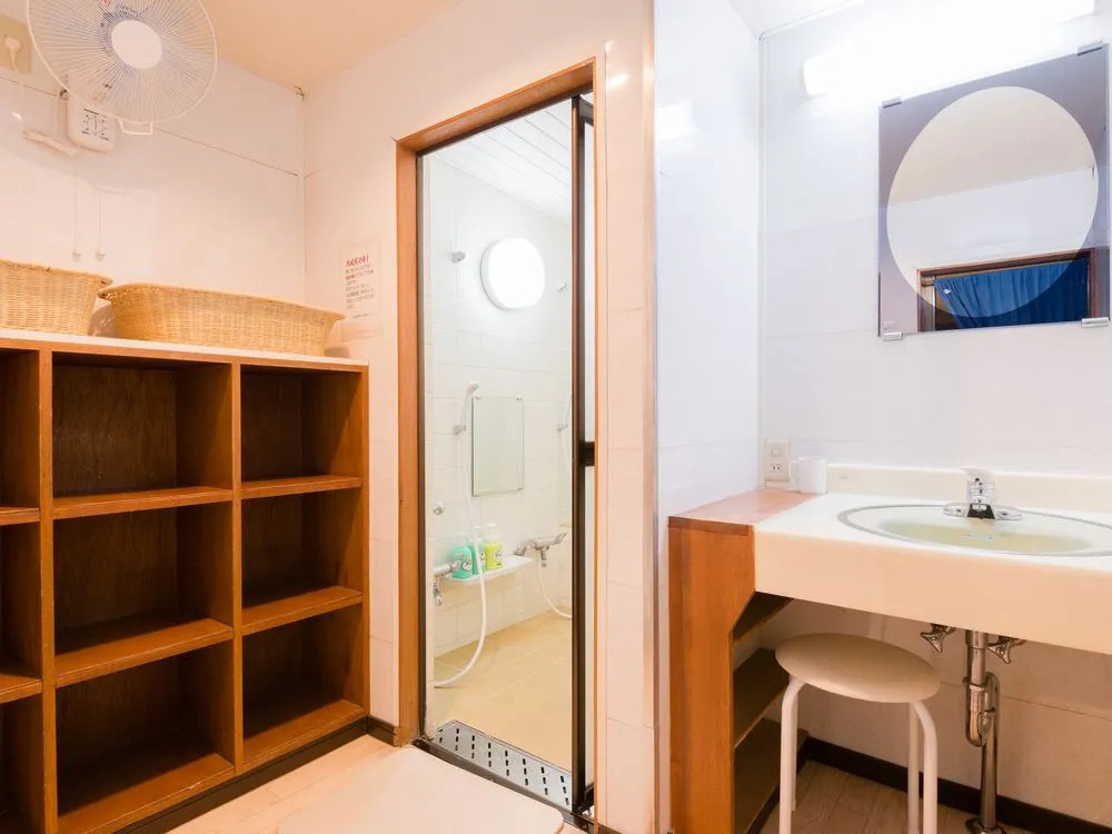 Kobe Student Youth Center - Hostel