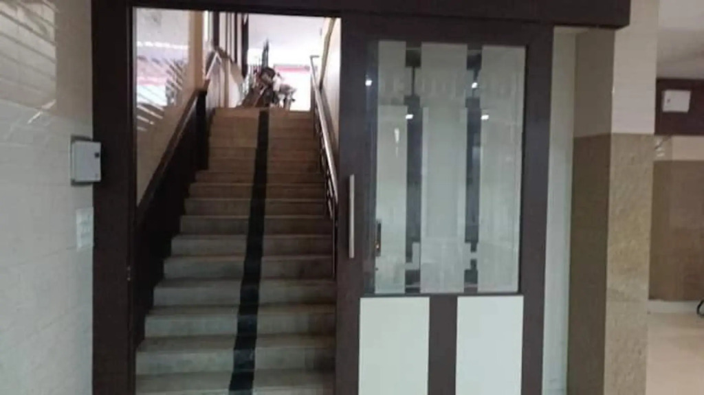 A P Palace Hotel