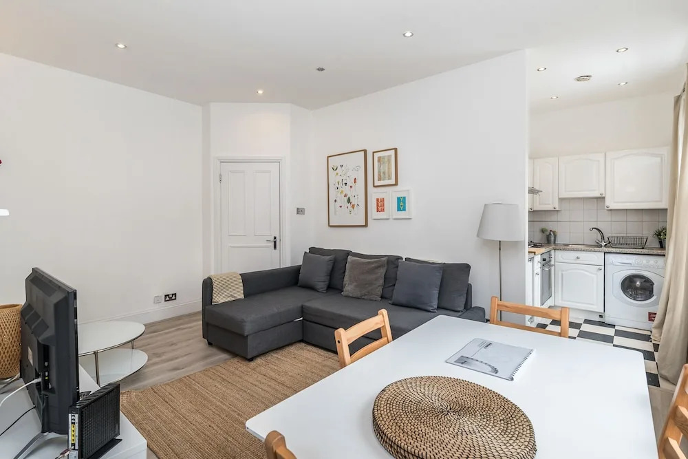 Goodge Street Apartments