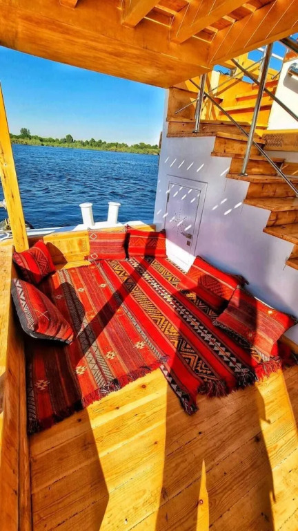 Dahabiya Nile Sailing