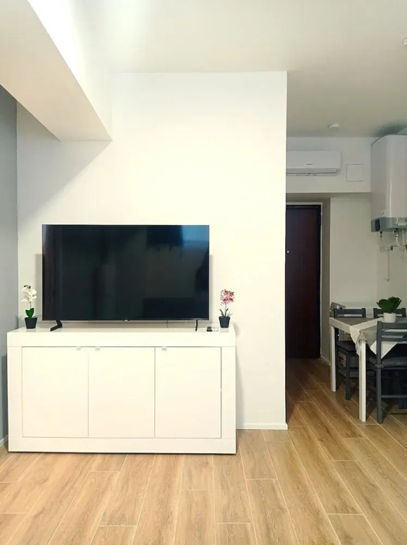 Mayflowers Apartment  - Biancospini