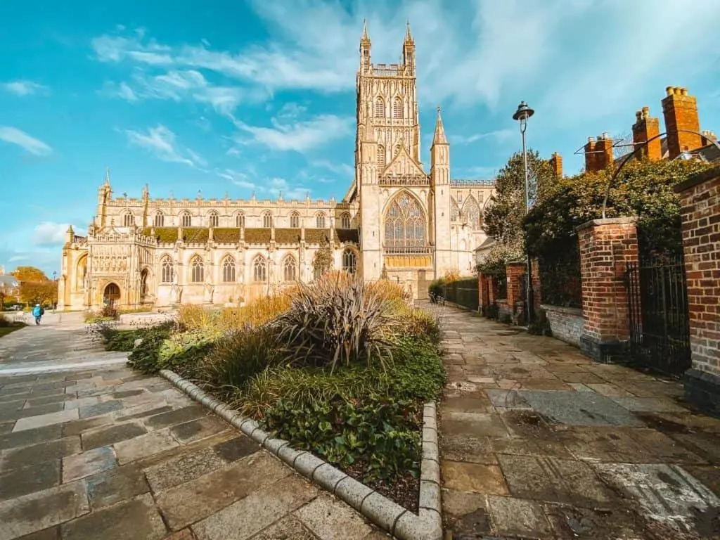 Tudor Delightful House Central Gloucester By STAE-Homes