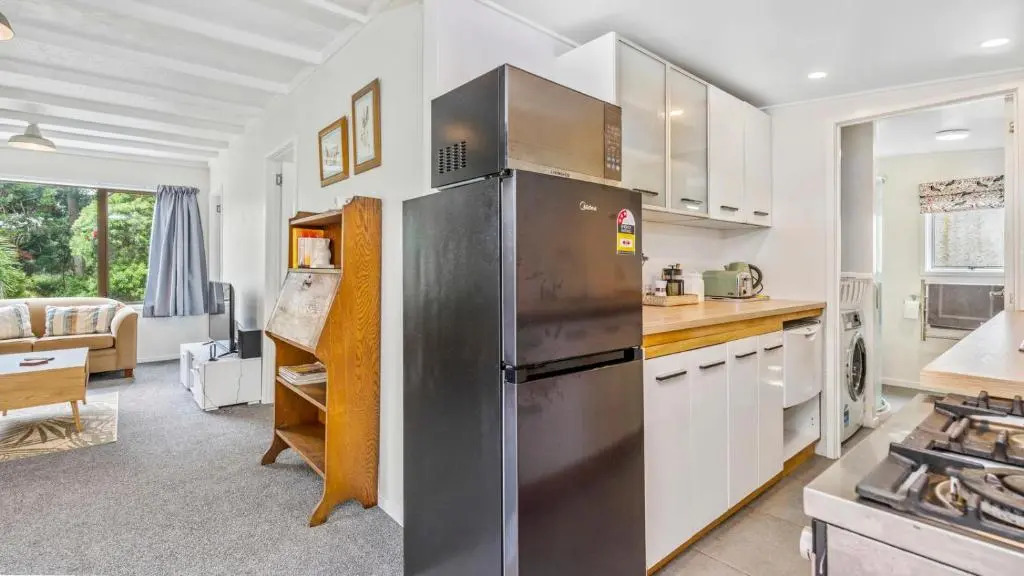 Snells Sanctuary - Snells Beach Holiday Home