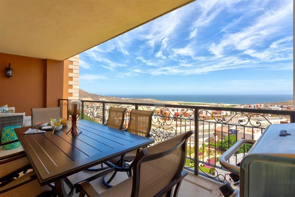 Copala #3504 2 Bdrm 1.5 Bath Luxury Condo With Spectacular Ocean Views