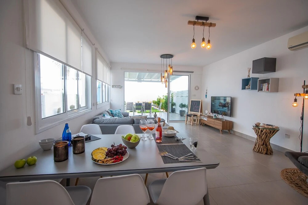 Ayia Thekla Seafront Villa Dagi