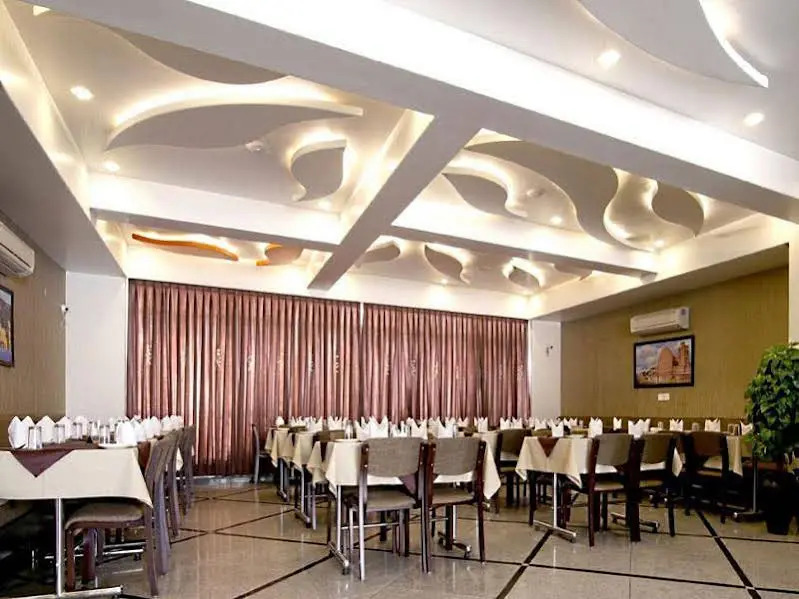 FabHotel Harsh Paradise - Malviya Nagar