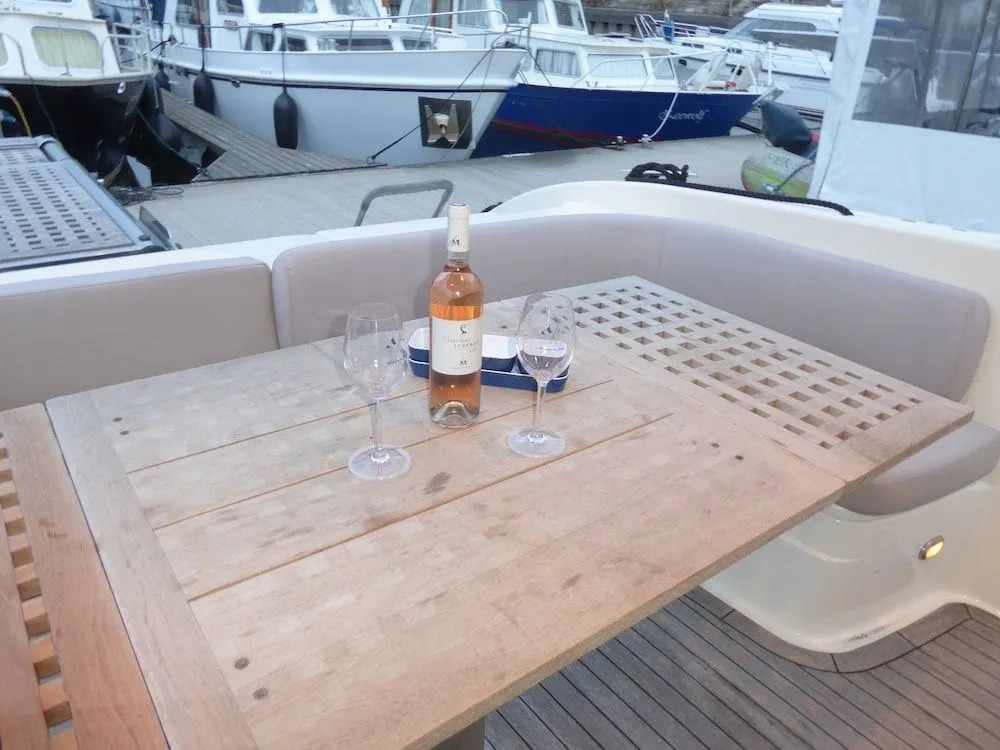 Rhein Yacht Lexa