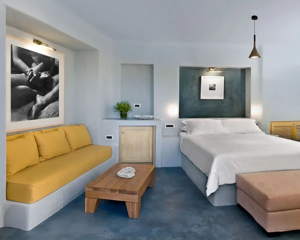 Voreina Gallery Suites