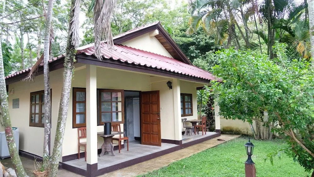 Khaopilai Bungalows