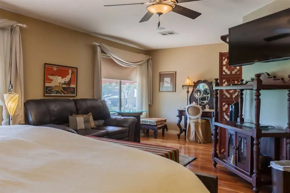 4BR Ocotillo Home, On the Lake and Golf Course